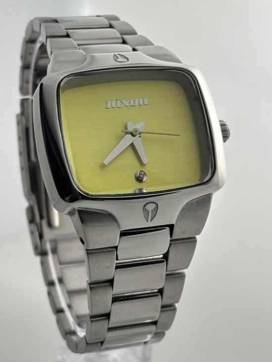 Nixon Accessories - Nixon The Small Player Watch Stainless steel band Analog Quartz - Unisex 36mm